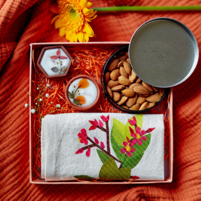 Calyz Orange Box Festive Hamper - Image 2